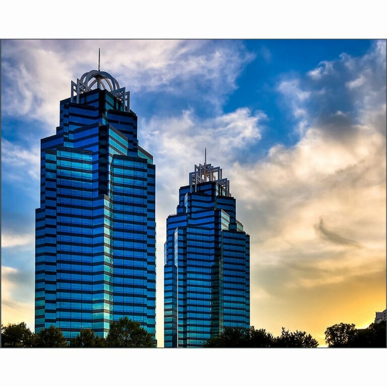 King And Queen Towers – Atlanta Art Print