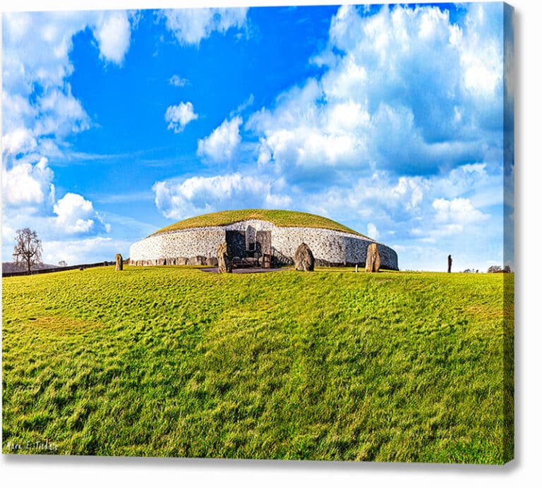 Prehistoric Ireland – Newgrange Passage Tomb Canvas Print