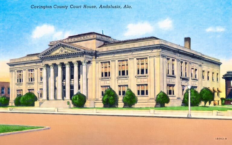 Vintage Covington County Courthouse – Alabama Art Print